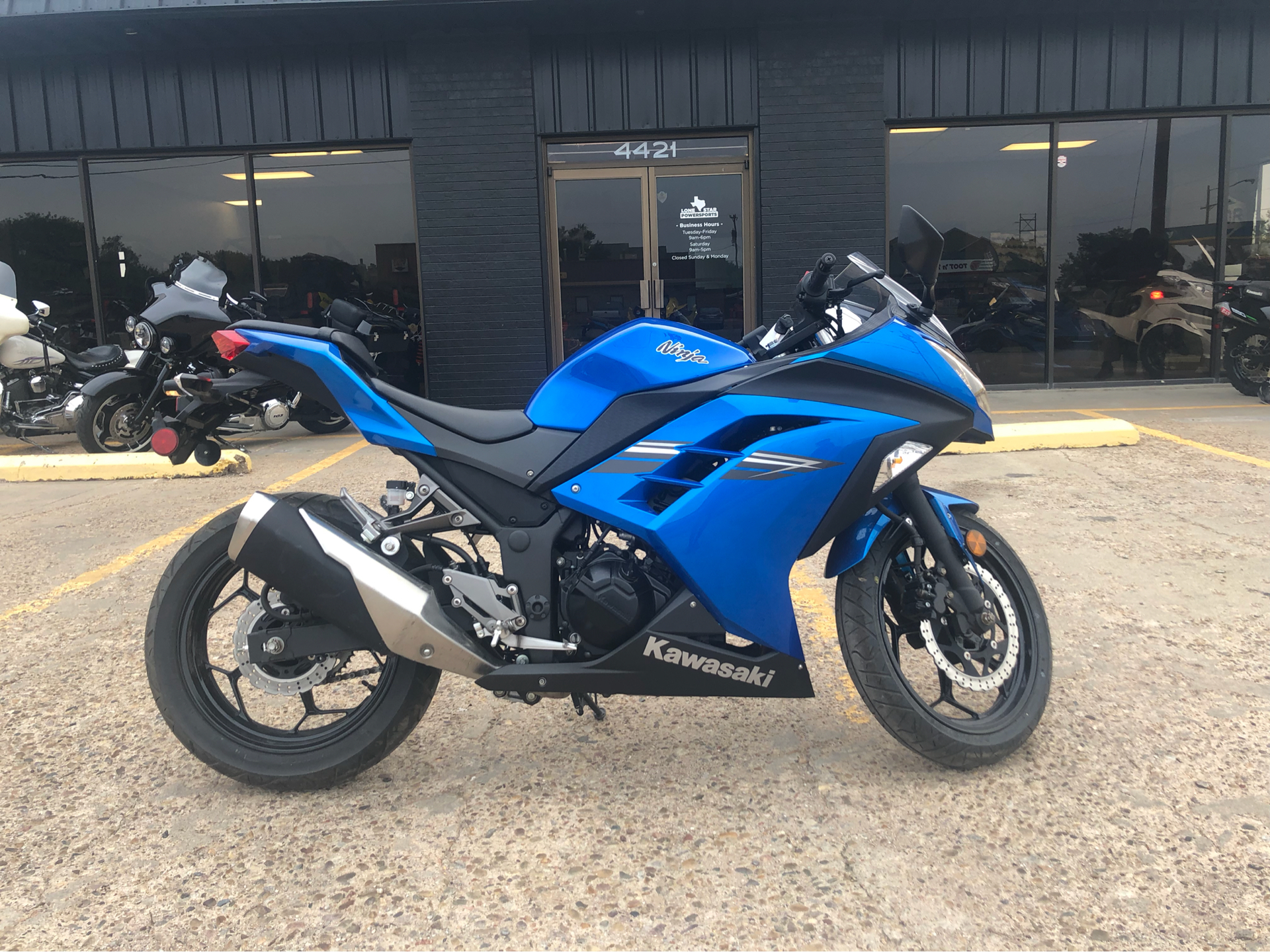 Motorcycle - HD Wallpaper 