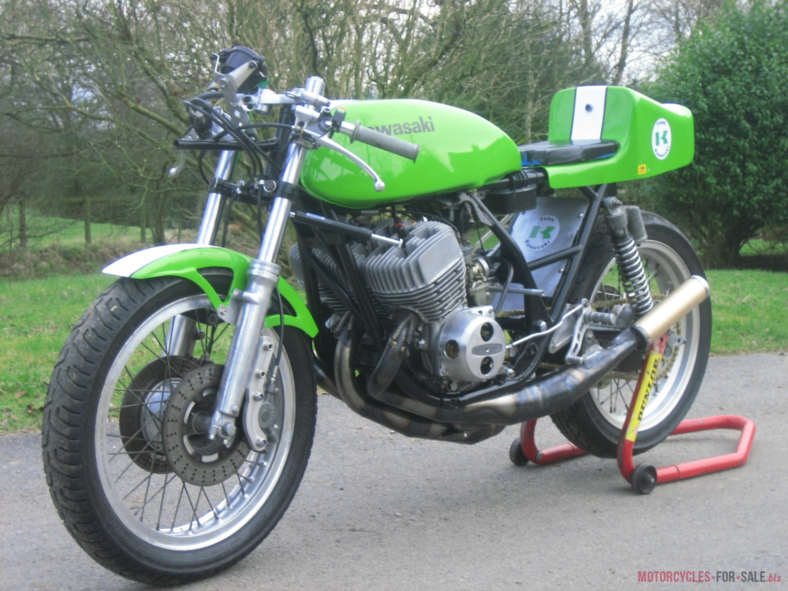 Kawasaki 2 Stroke Race Bike - HD Wallpaper 