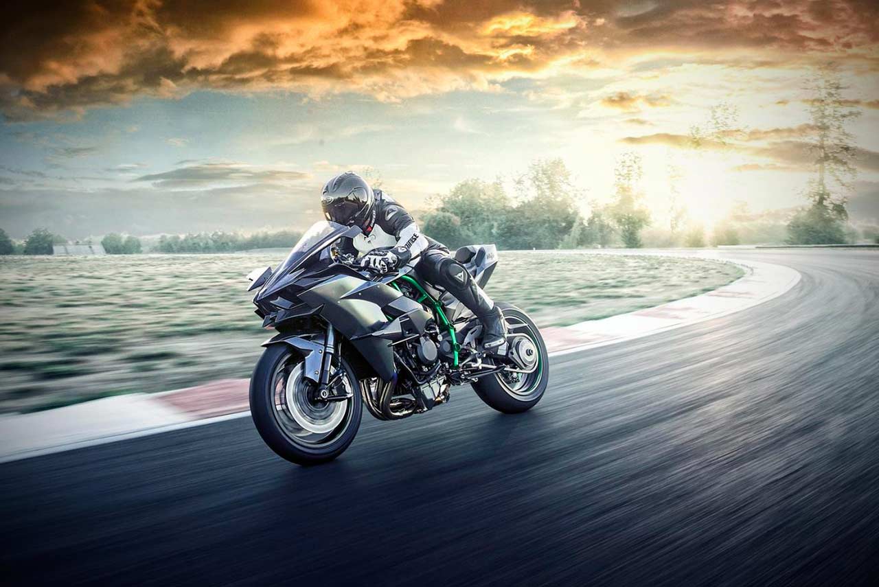 Kawasaki Ninja H2r Wallpaper - World Top 3 Bikes - HD Wallpaper 