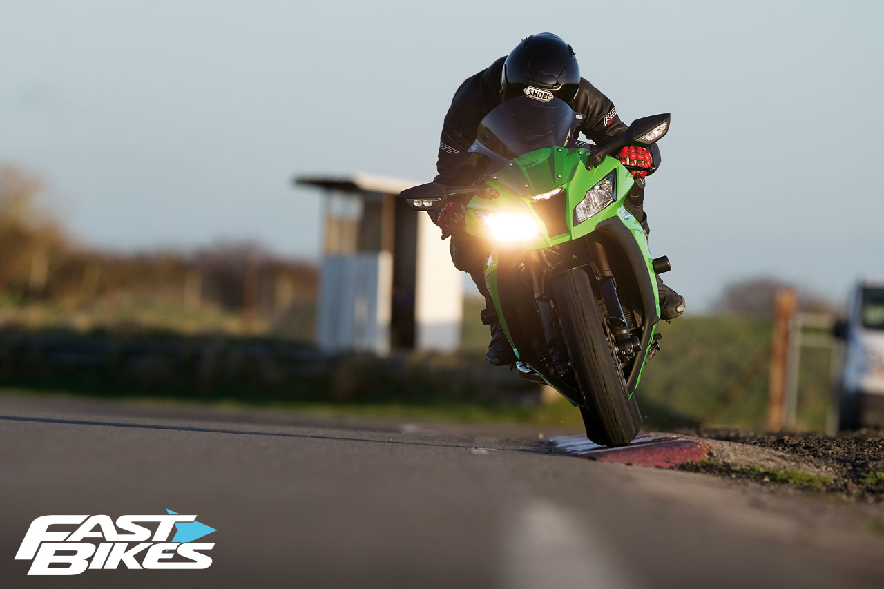 Fast Bikes - HD Wallpaper 