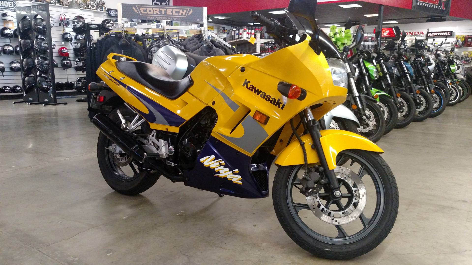 2002 Kawasaki Ninja 250 - HD Wallpaper 