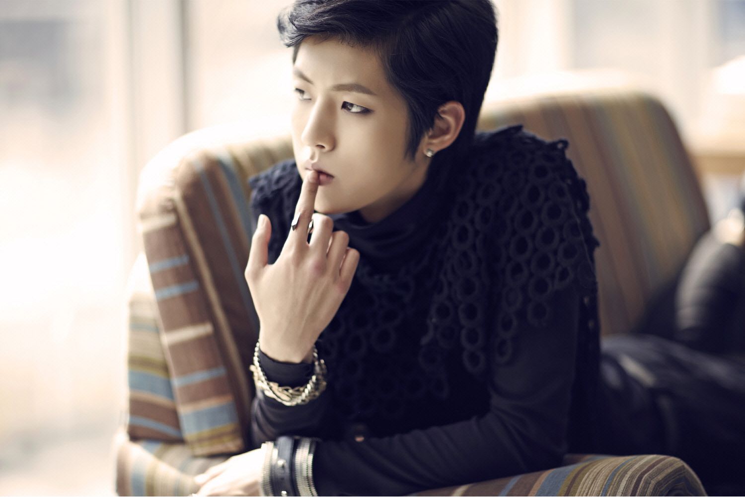 Lee Sungyeol - HD Wallpaper 