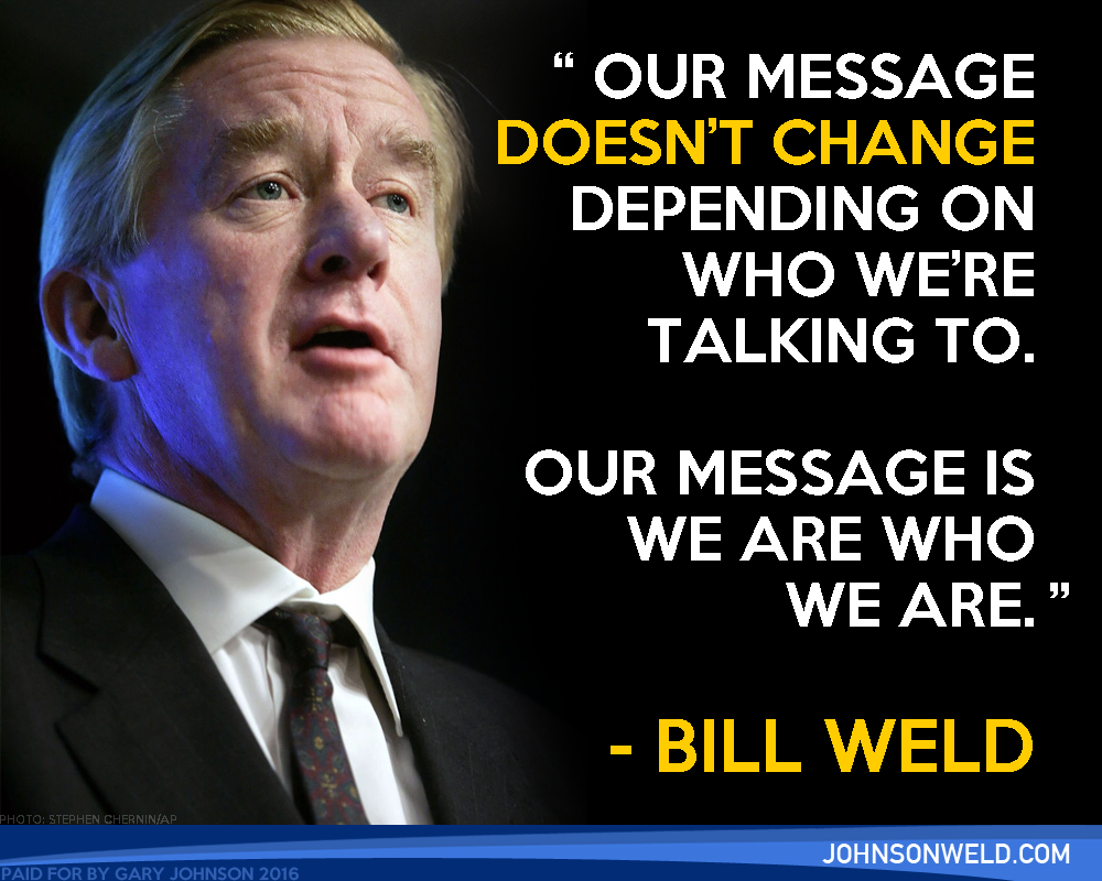 Bill Weld Quote - Ronaldo Kneeling To Messi - HD Wallpaper 