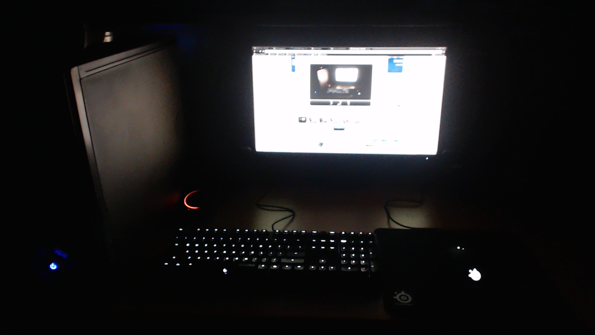 Computer Monitor - HD Wallpaper 