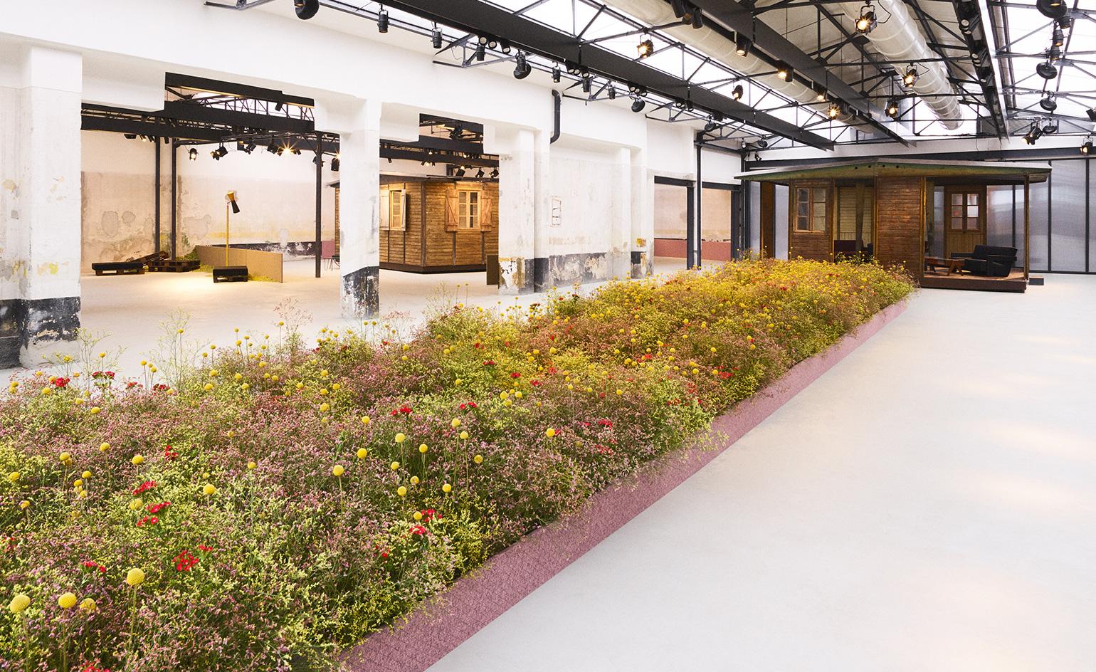 Raf Simons Kvadrat 2019 - HD Wallpaper 