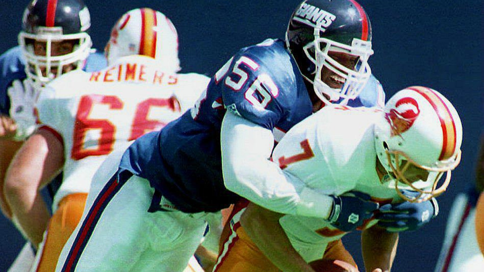 Meanest Looking Football Players - HD Wallpaper 