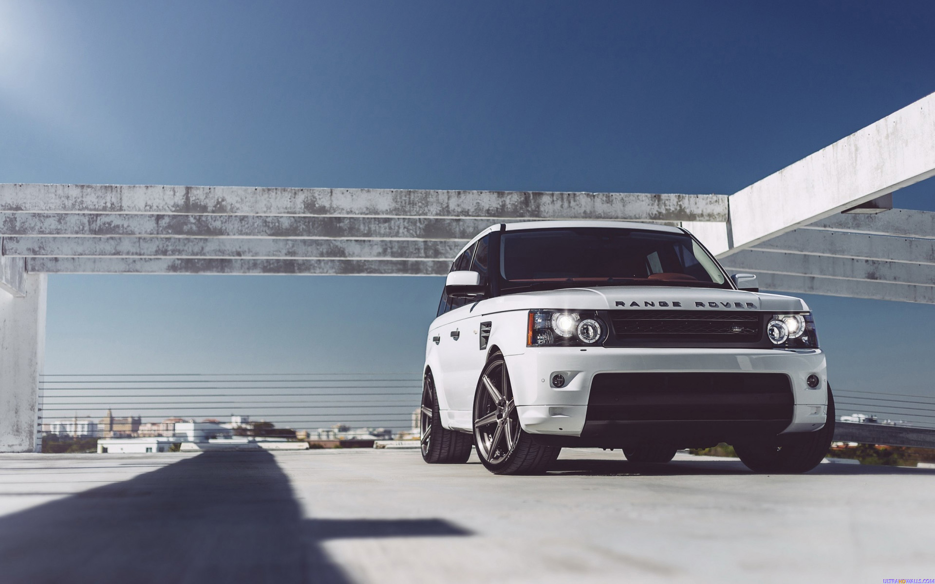 Iphone Wallpaper Hd Range Rover - HD Wallpaper 