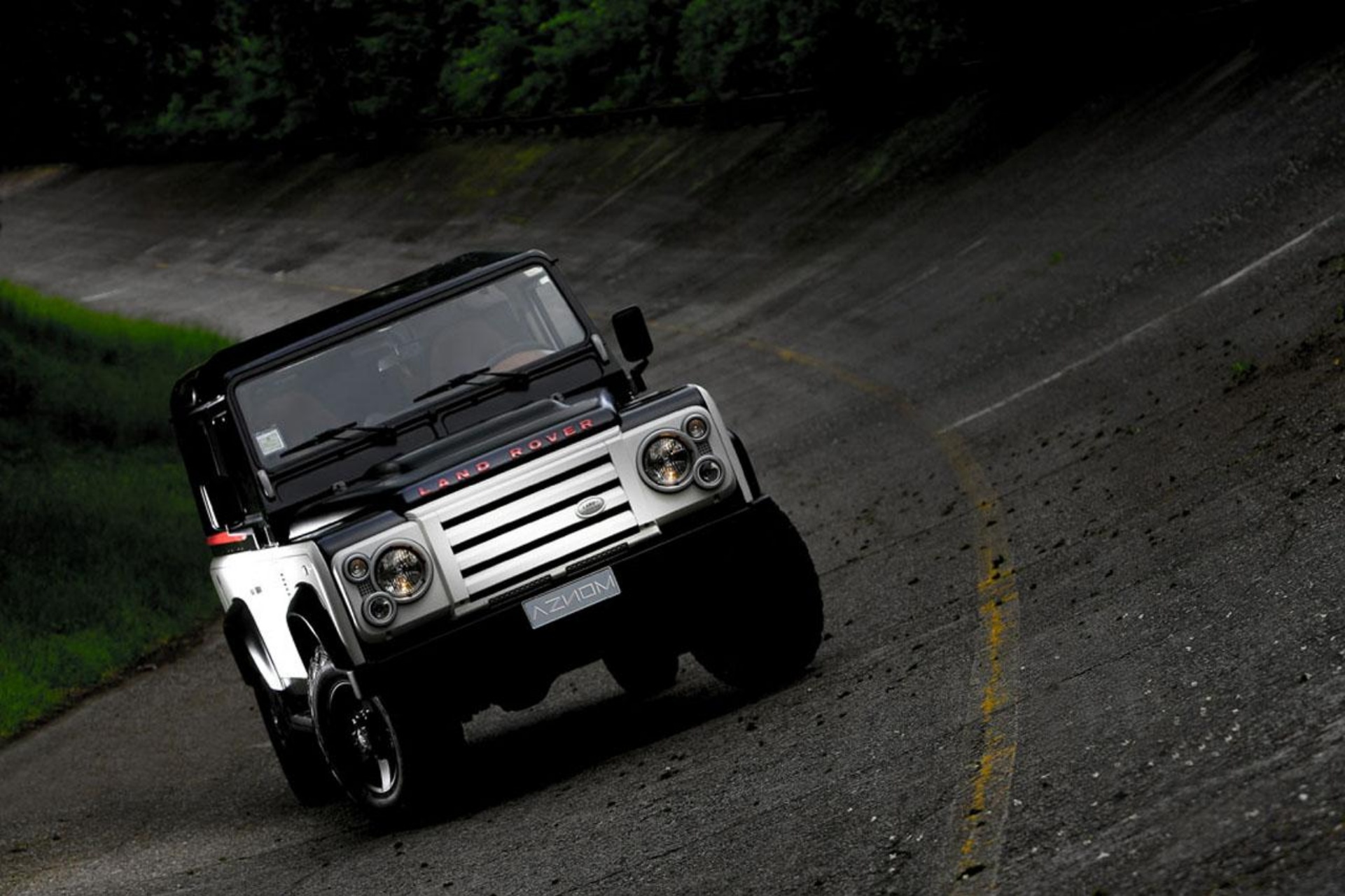 2010 Land Rover Defender - Land Rover Defender 2011 - HD Wallpaper 