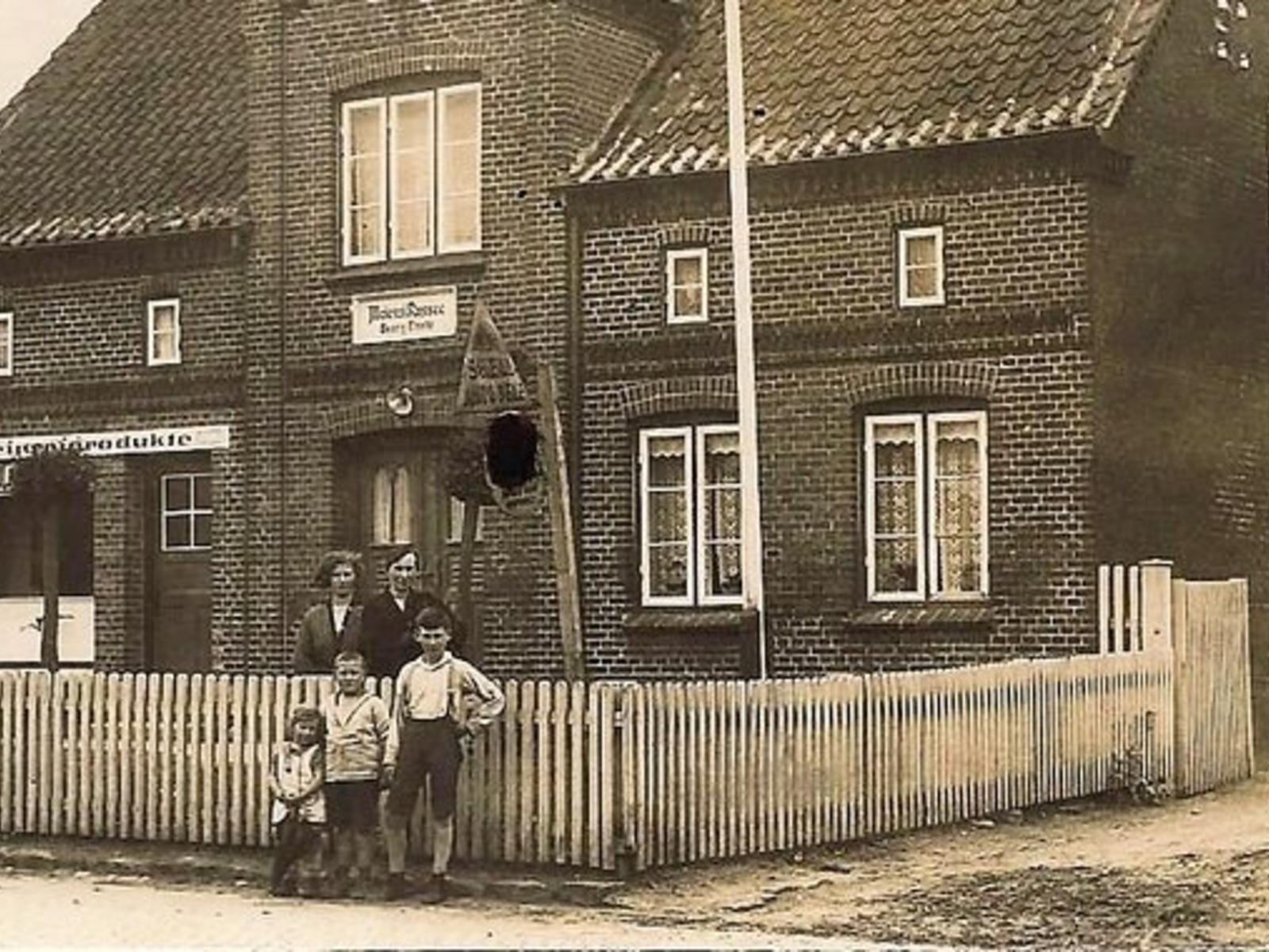 House - HD Wallpaper 