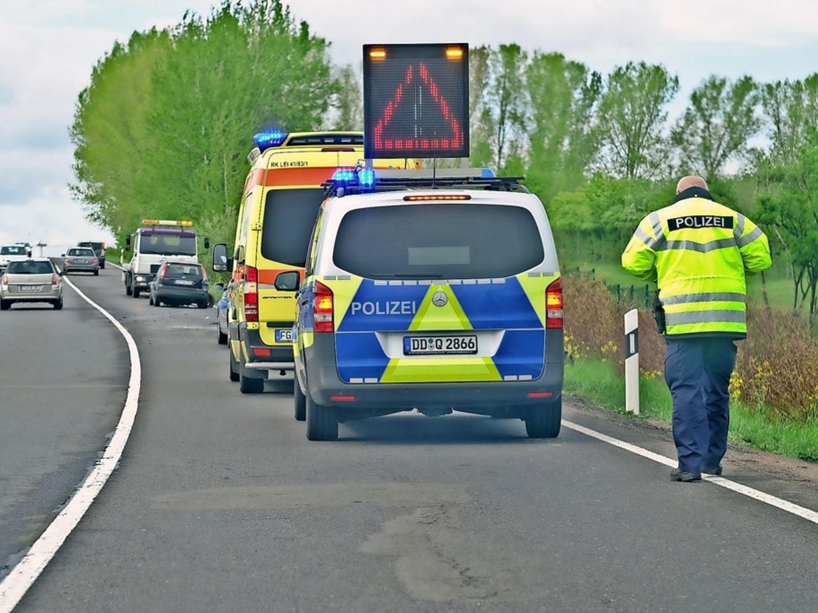 Freeway - HD Wallpaper 