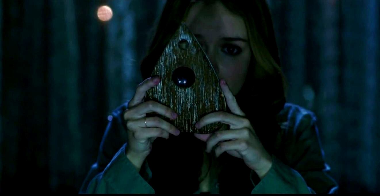 Turnaround Retitled To Bound To Revenge Obtains Launch - Phim Ma Cầu Cơ - HD Wallpaper 