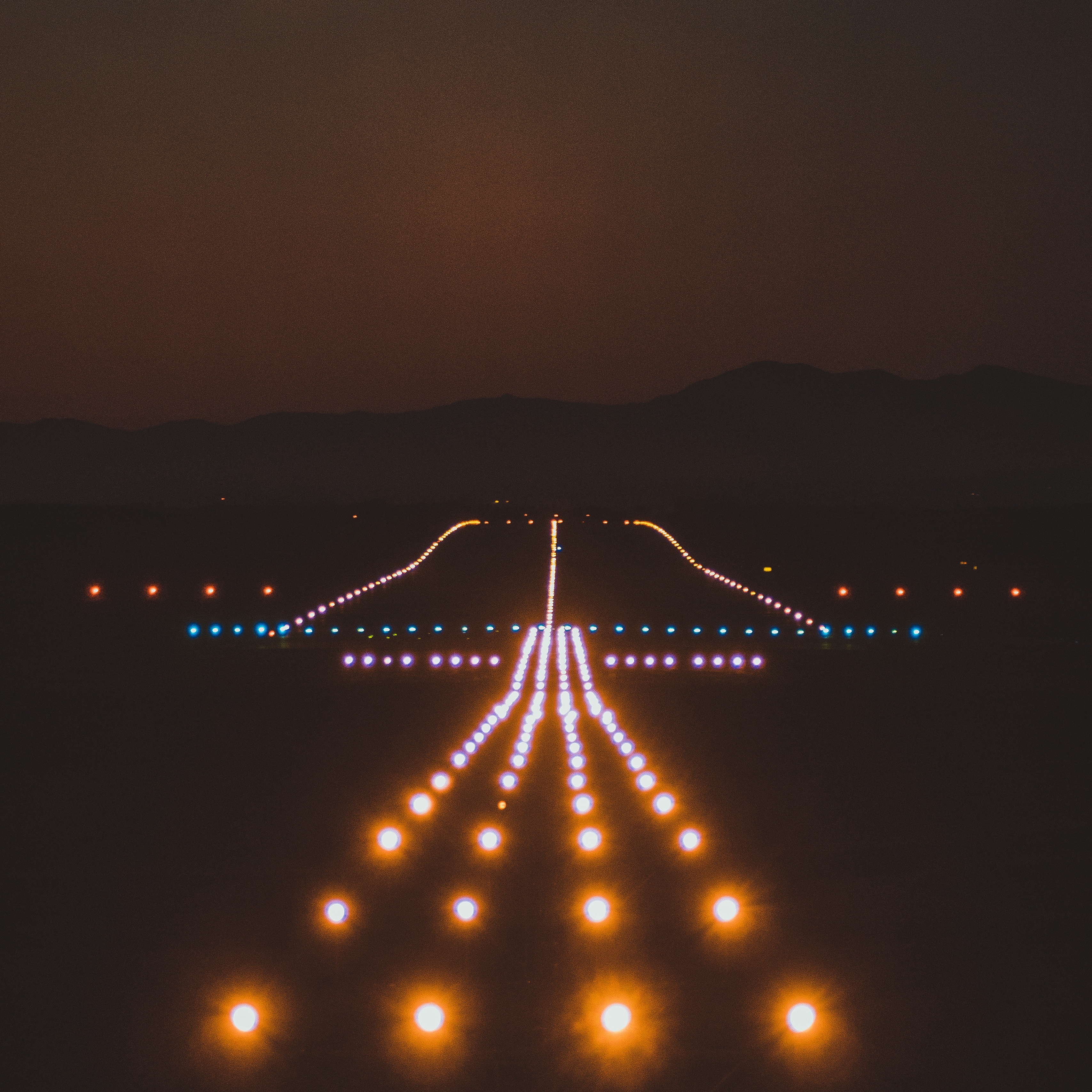 Wallpaper Runway, Lighting, Darkness, Sky - Airport Runway - HD Wallpaper 