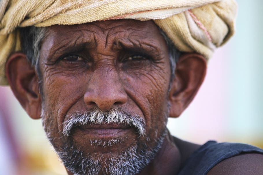 Poor Indian Man, People, Old, Person, Poverty, Portrait, - Poor Indian Man - HD Wallpaper 
