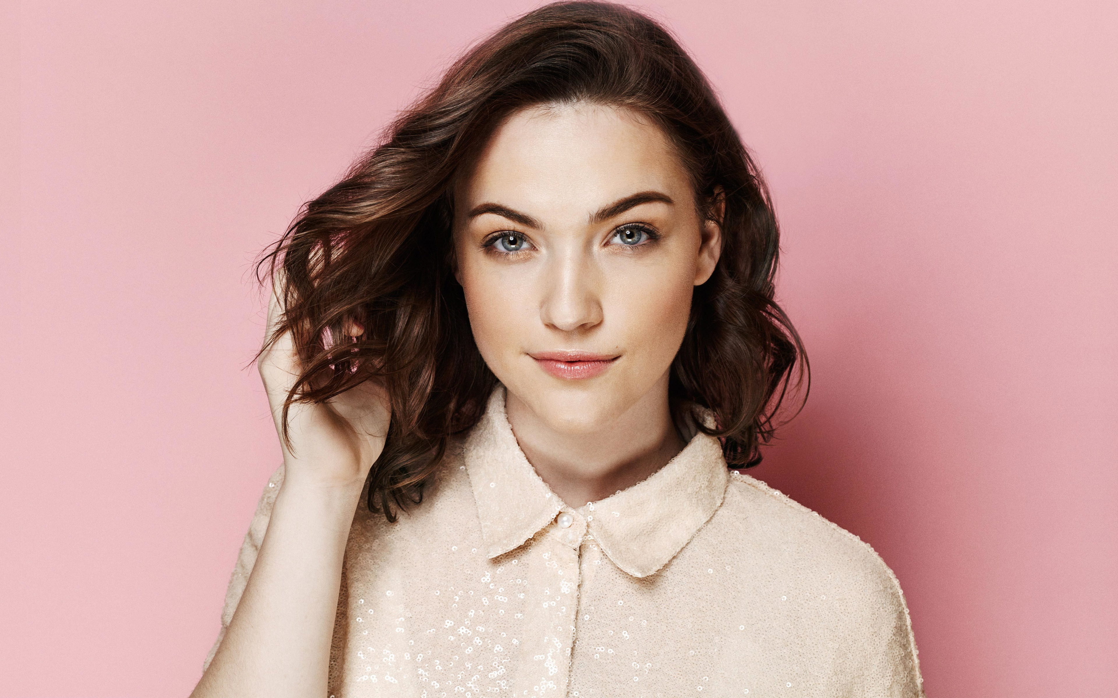 Actress, Pretty Celebrity, Violett Beane, Wallpaper - God Friended Me Cara - HD Wallpaper 