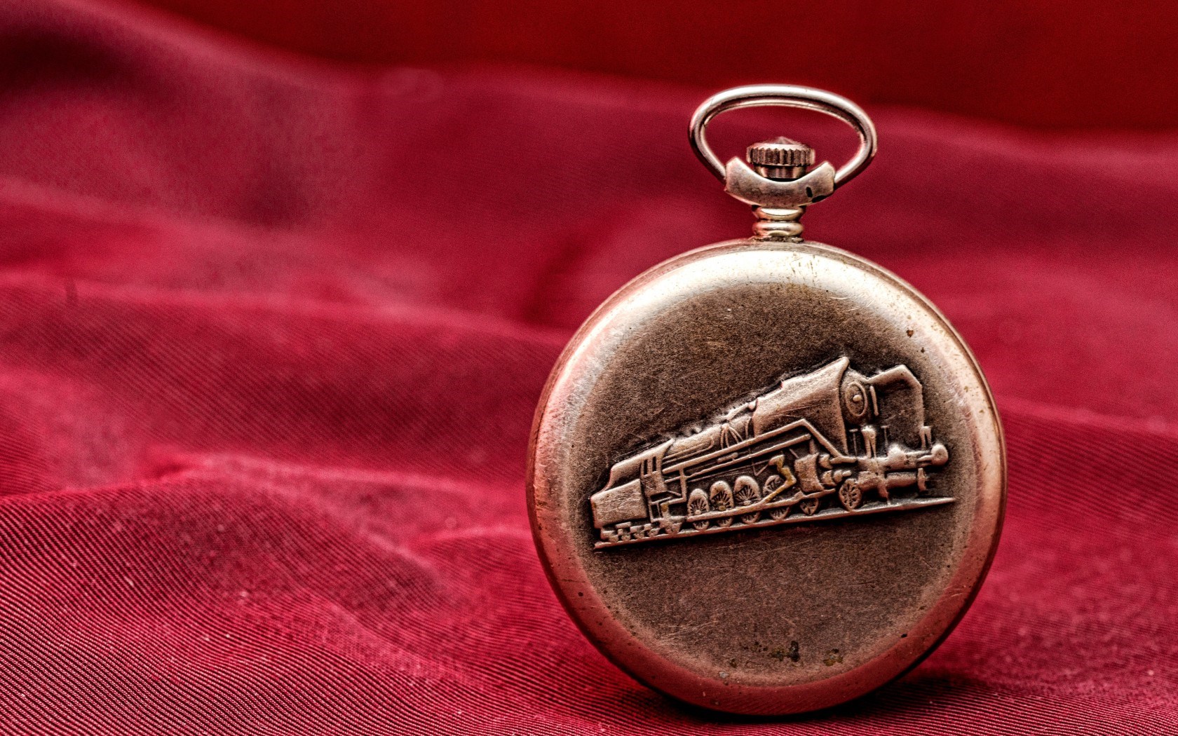 Pocket Watch Locomotive - HD Wallpaper 