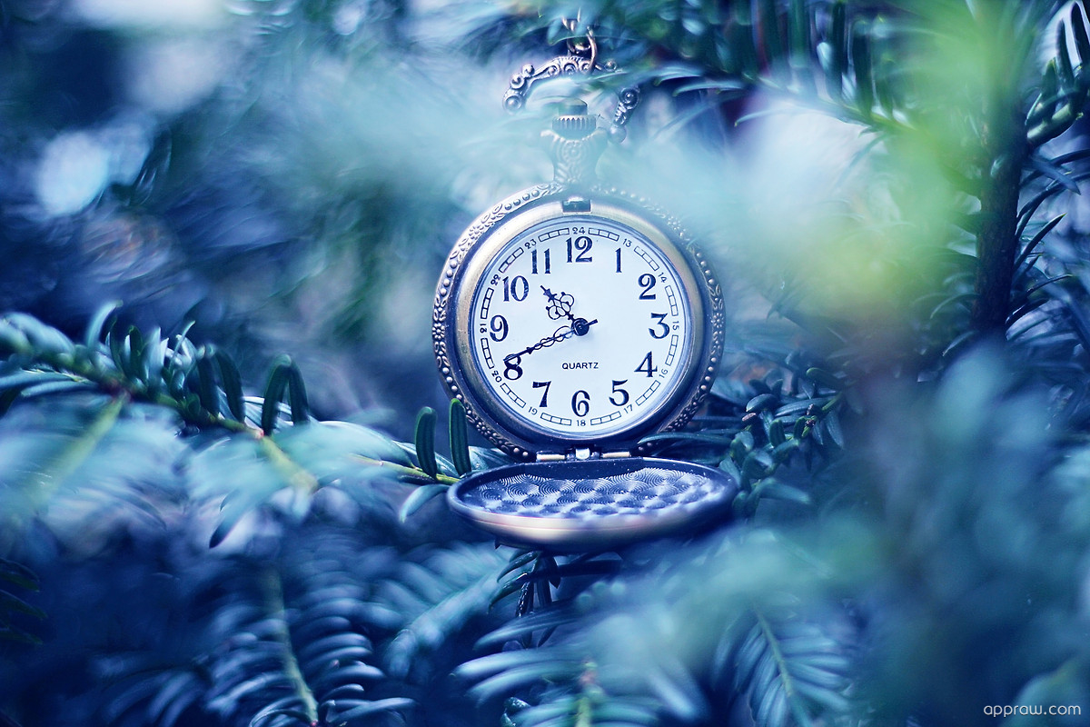 Watch Necklace - HD Wallpaper 