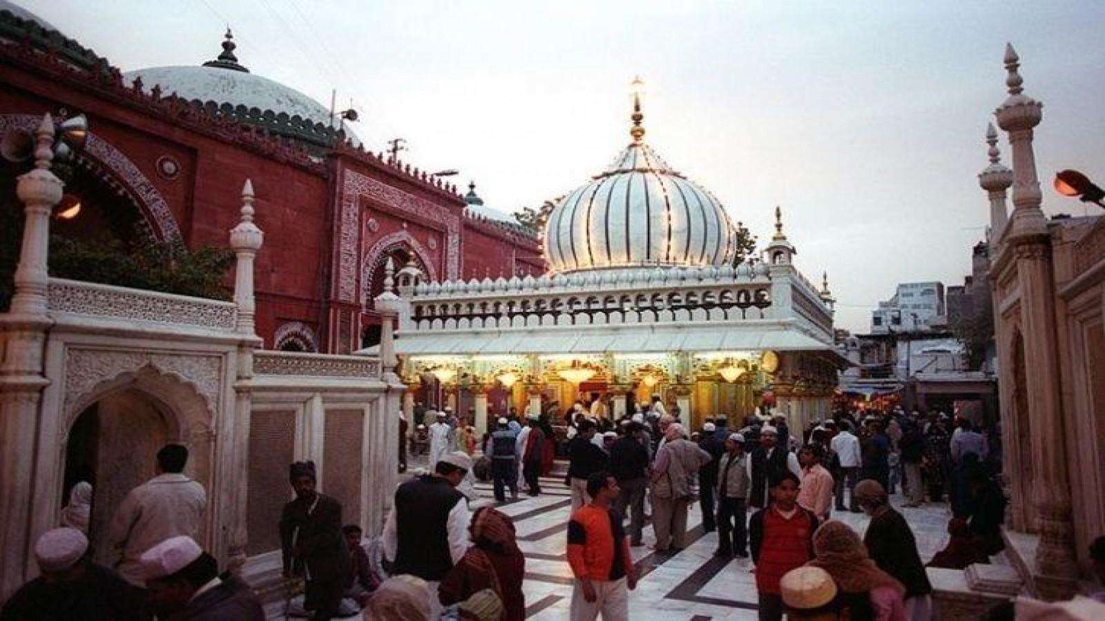 Nizamuddin Dargah - HD Wallpaper 