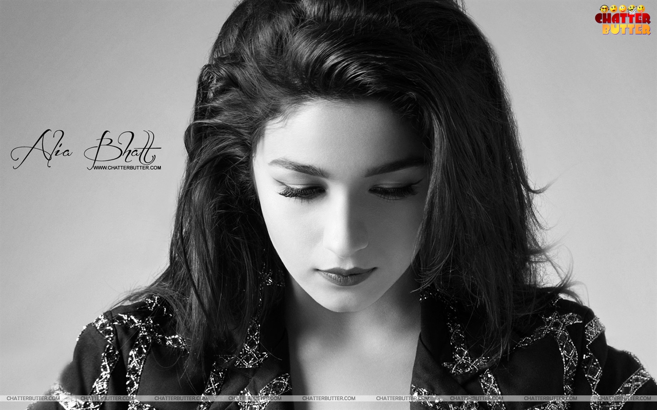 Alia Bhatt Photoshoot Pose - HD Wallpaper 