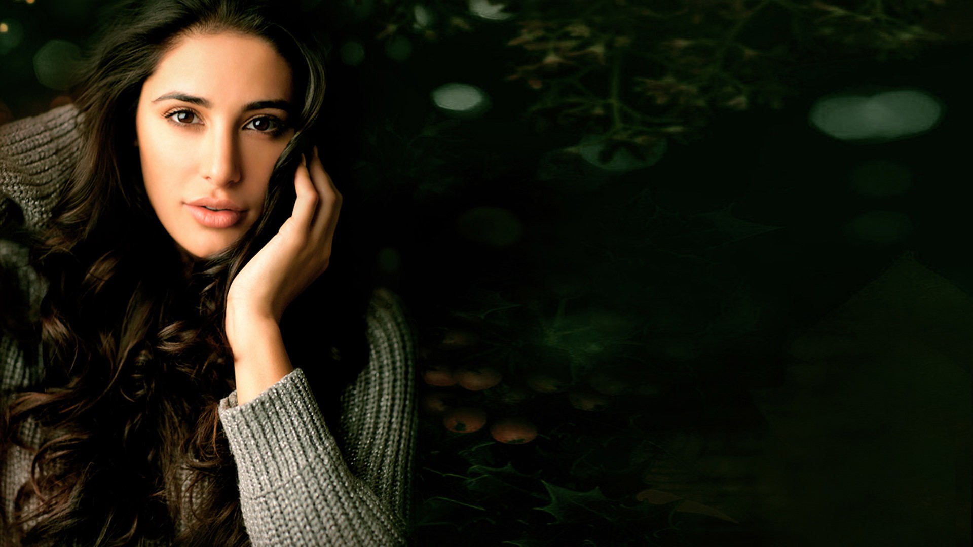 Nargis Fakhri - HD Wallpaper 