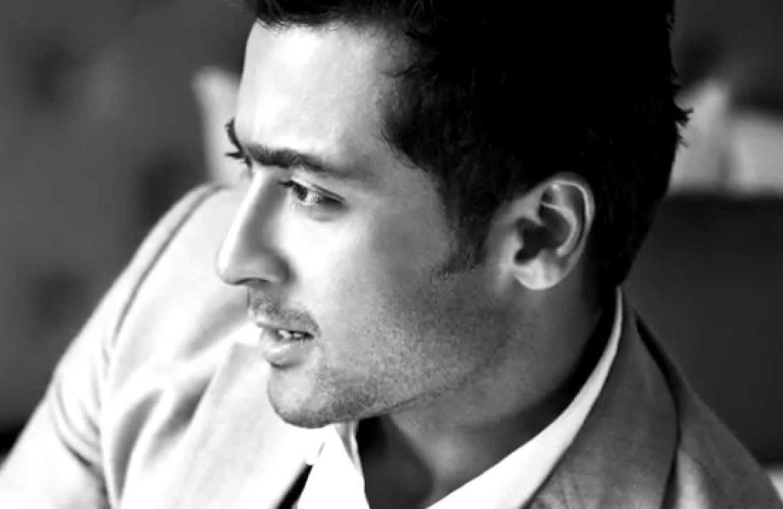 Actor Surya Black And White - HD Wallpaper 