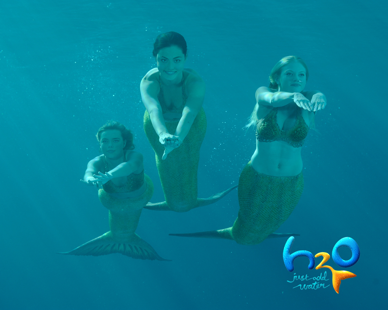 Season 3 Wallpaper - H2o Just Add Water Rikki Underwater - HD Wallpaper 