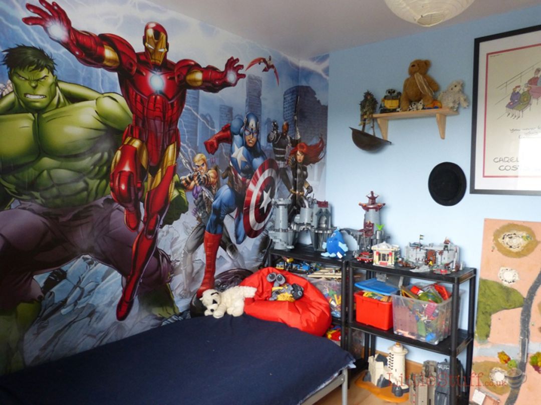 Amazing Marvel Wallpaper For Boy Room Zing Marvel Wallpaper - Boys Avengers Bedroom - HD Wallpaper 