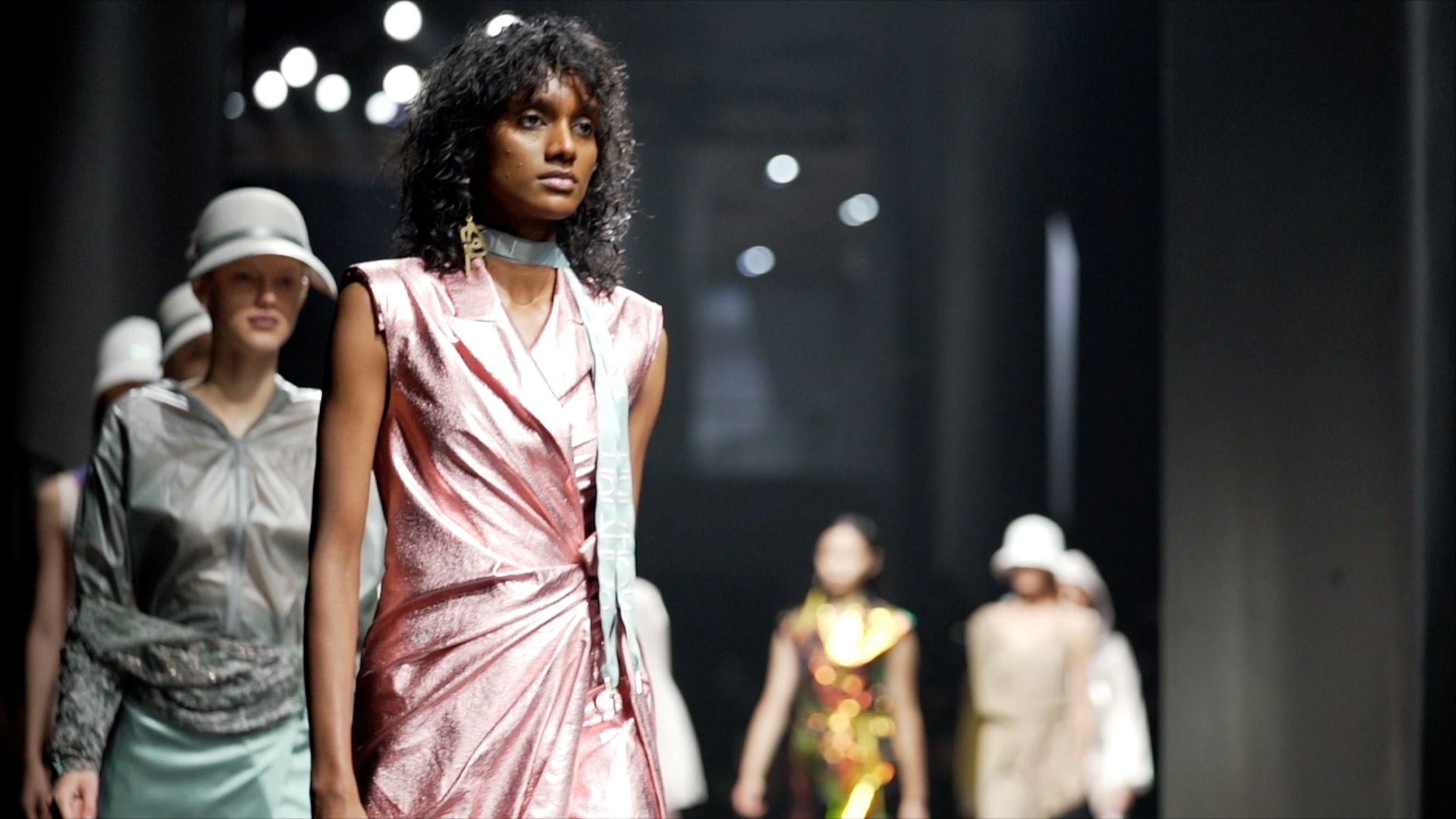 China Fashion - HD Wallpaper 