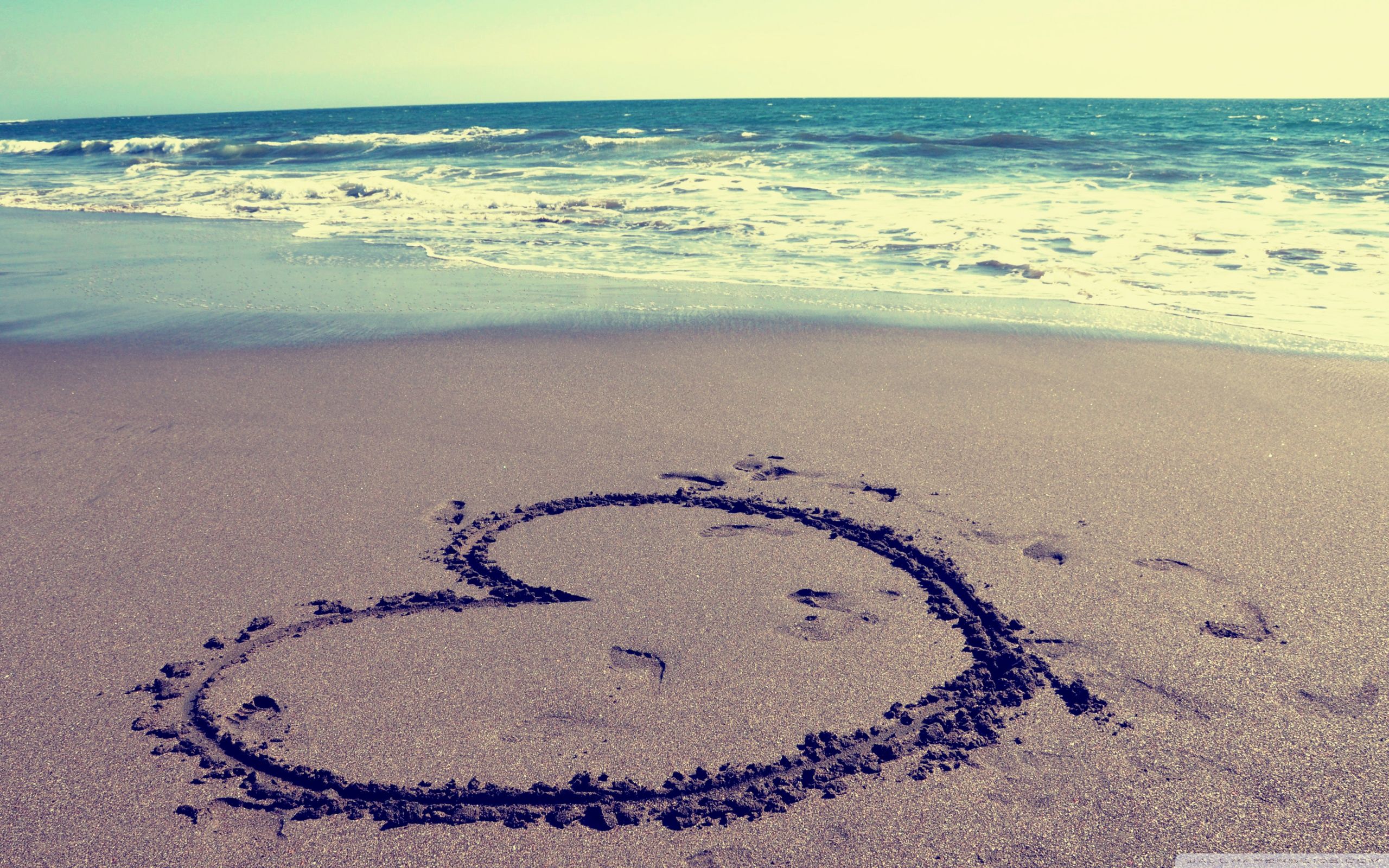 Heart On Beach ❤ 4k Hd Desktop Wallpaper For 4k Ultra - Cute Pictures Of The Beach - HD Wallpaper 