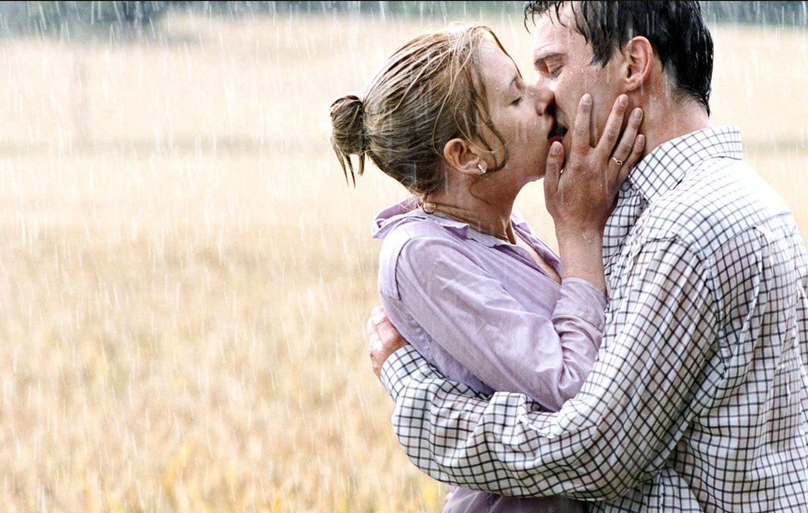 Hugs Wallpapers Group 
 Data-src /full/185529 - Rain Kiss Romantic Couple - HD Wallpaper 