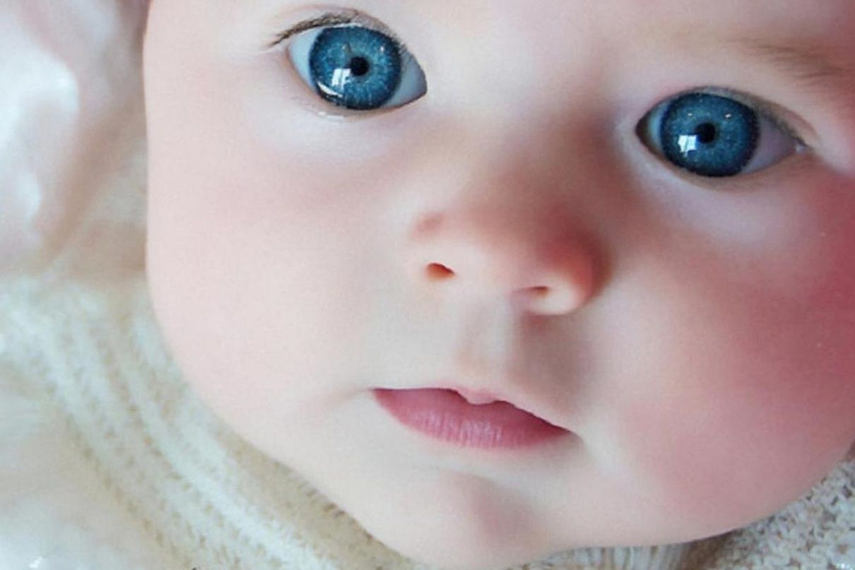 Beautiful Blue Eyes Baby - HD Wallpaper 