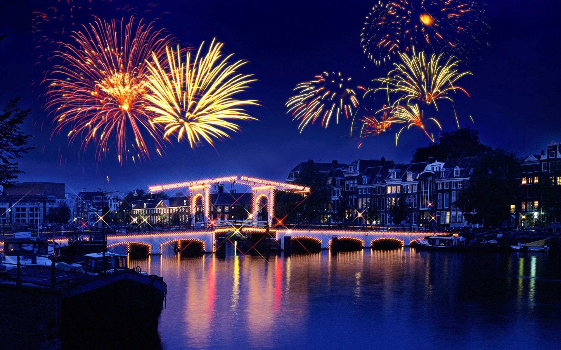 New Years Wallpaper - HD Wallpaper 