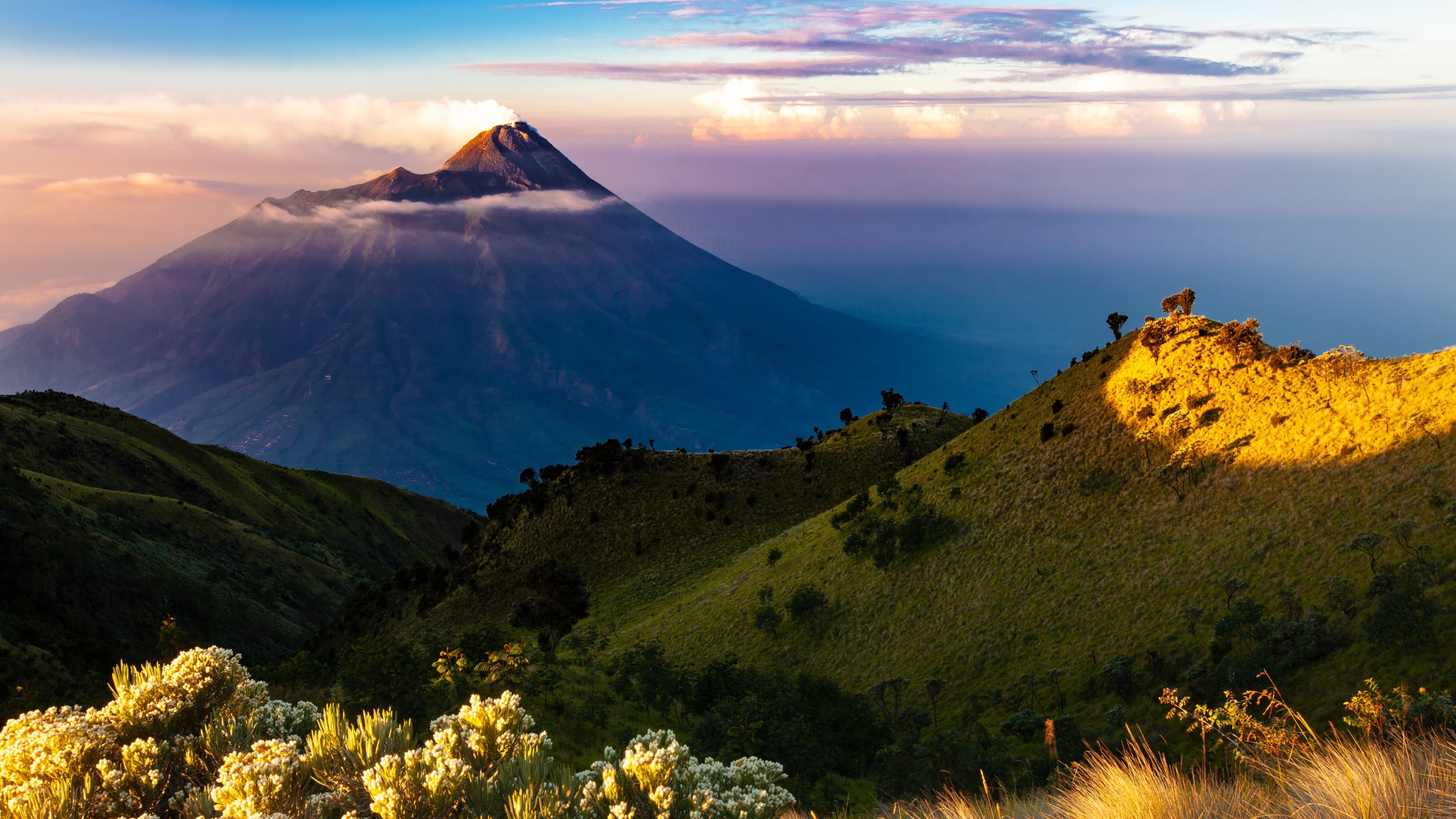 The Island Of Java, Indonesia, Mountains, Volcano - Java Island - HD Wallpaper 