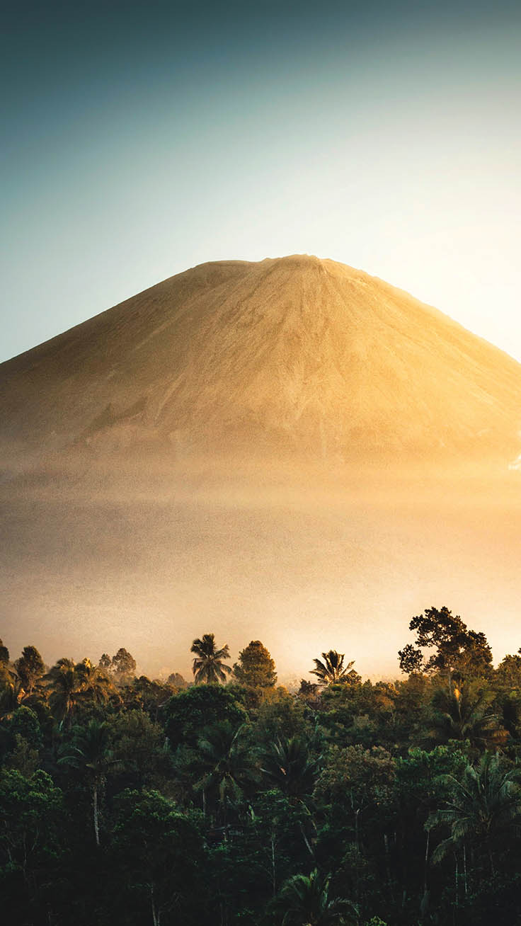 Asian Iphone Wallpapers By Preppy Wallpapers - Gunung Semeru - HD Wallpaper 