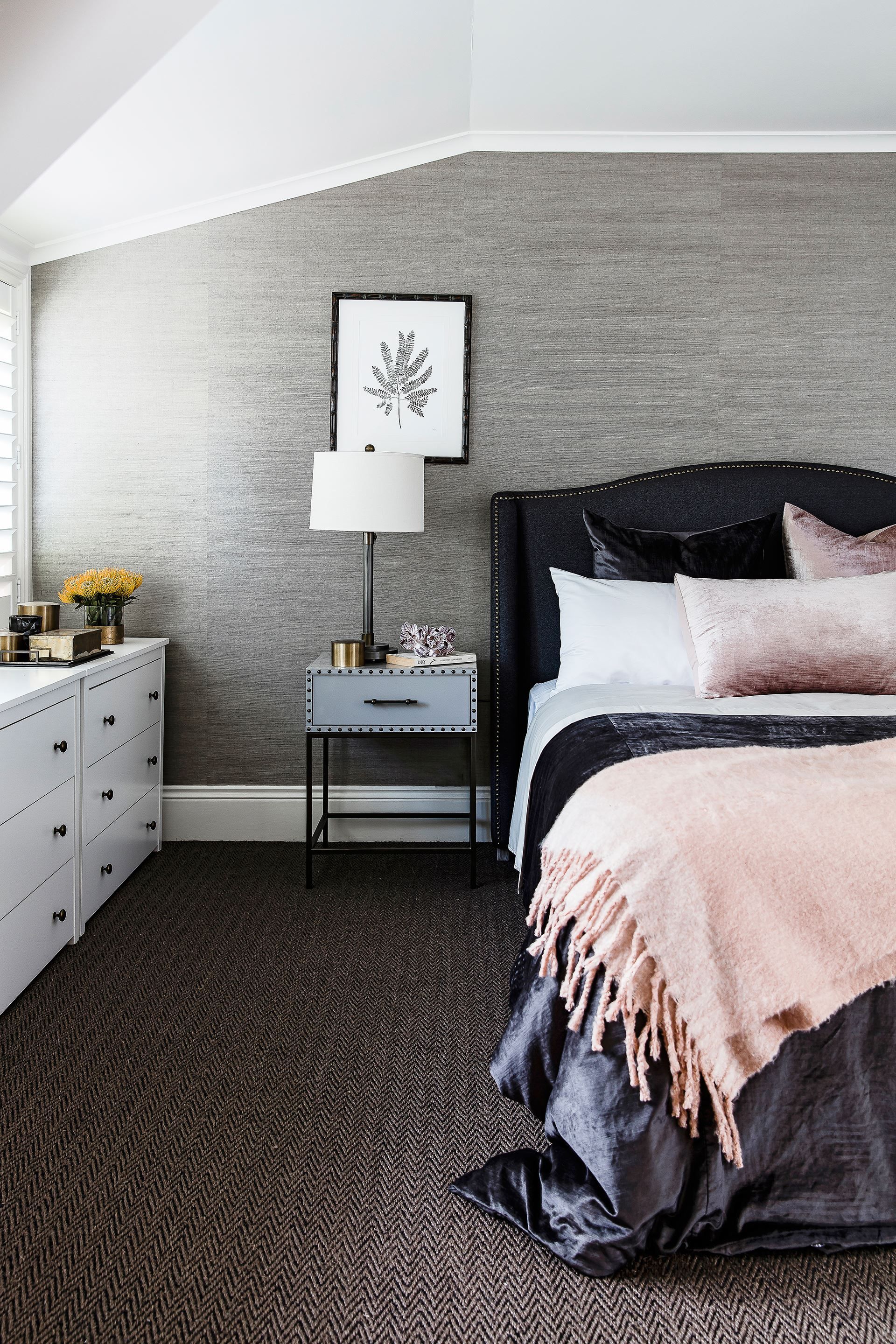 Grey Wallpaper Bedroom Ideas - HD Wallpaper 
