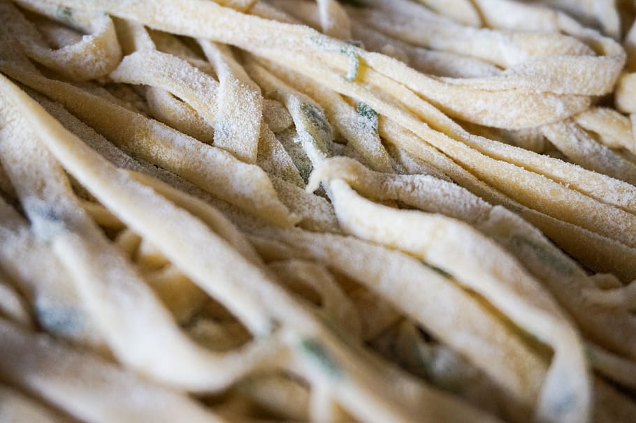 Close Up, Flour, Pasta, Noodles, Green, Bege, Colour, - Stringozzi - HD Wallpaper 