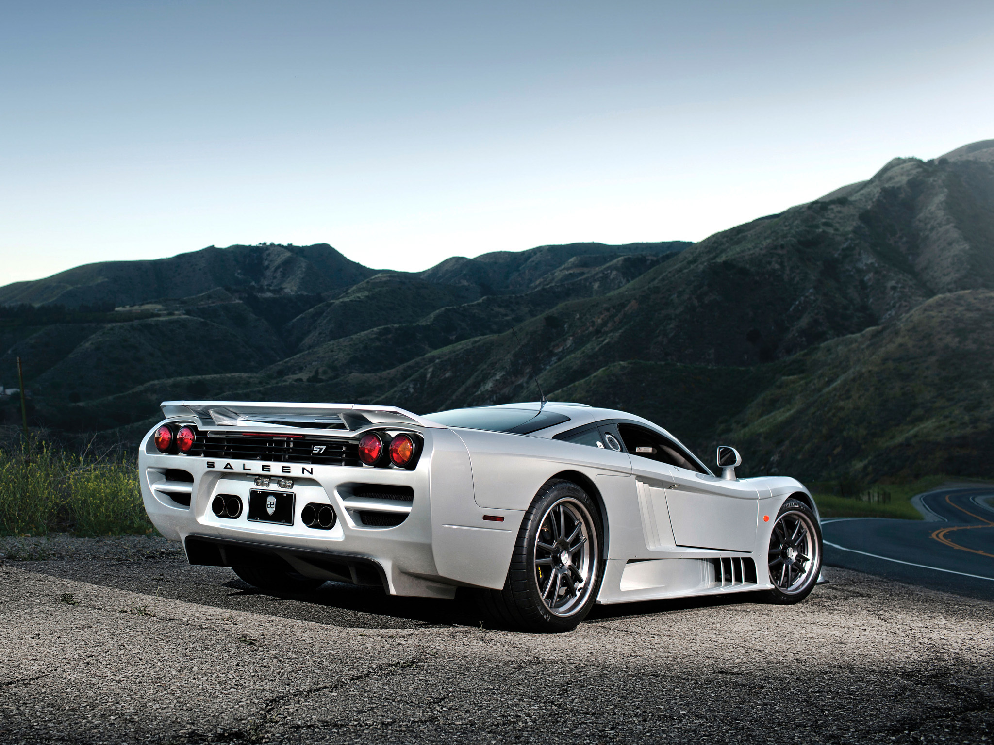 Wallpaper Saleen, S7, Rear View, Silver - Saleen S7 Le Mans - HD Wallpaper 