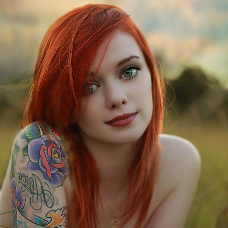 Red Head Suicide Girl - 748x748 Wallpaper Red Head Suicide Girl - 748x748 Wallpaper