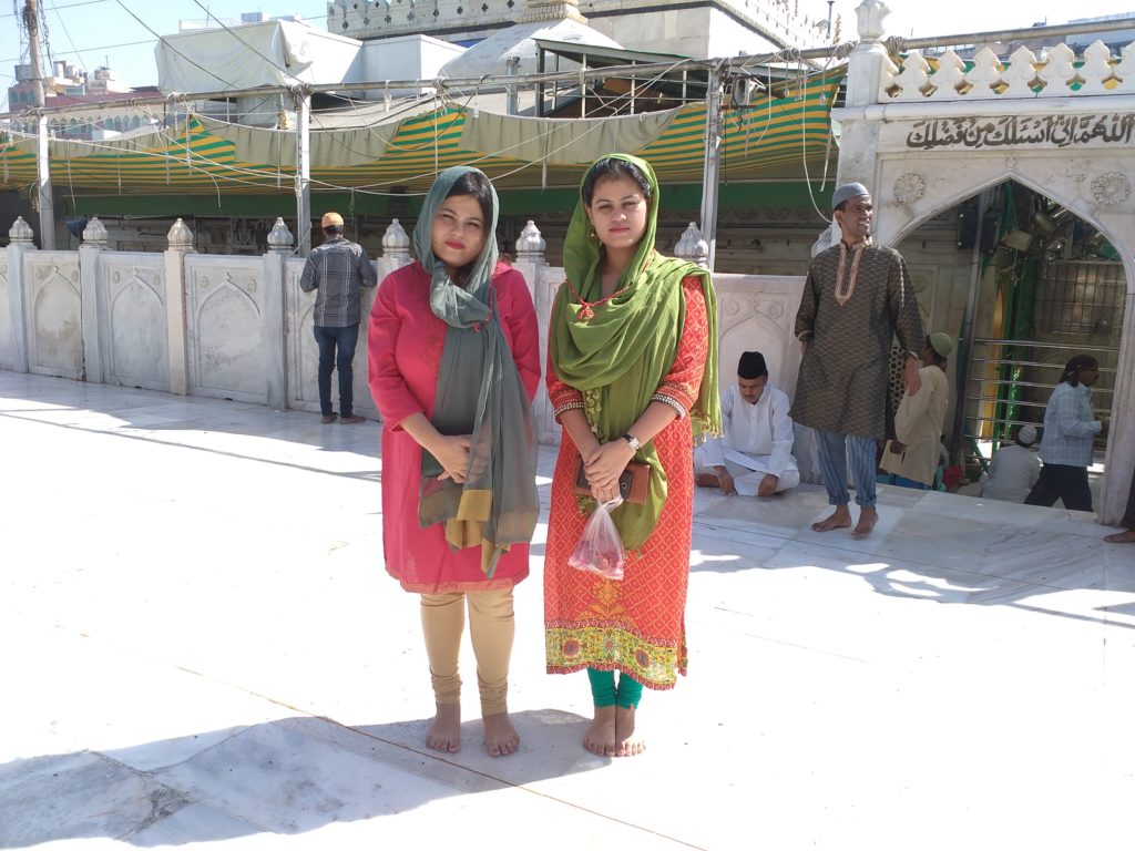 Ajmer Girls Pic Dargah - HD Wallpaper 