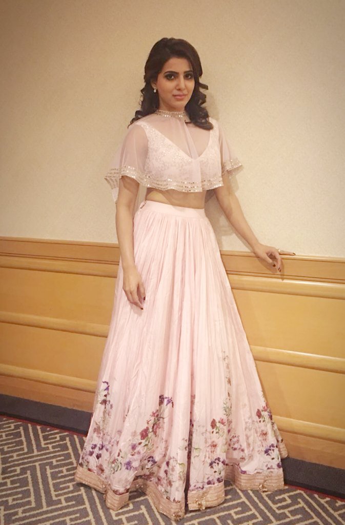 Samantha Akkineni In Pink Dress - HD Wallpaper 