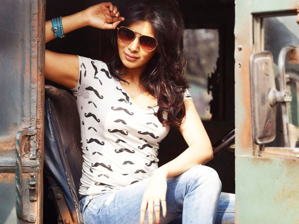 Samantha Ruth Prabhu In Jeans - HD Wallpaper 