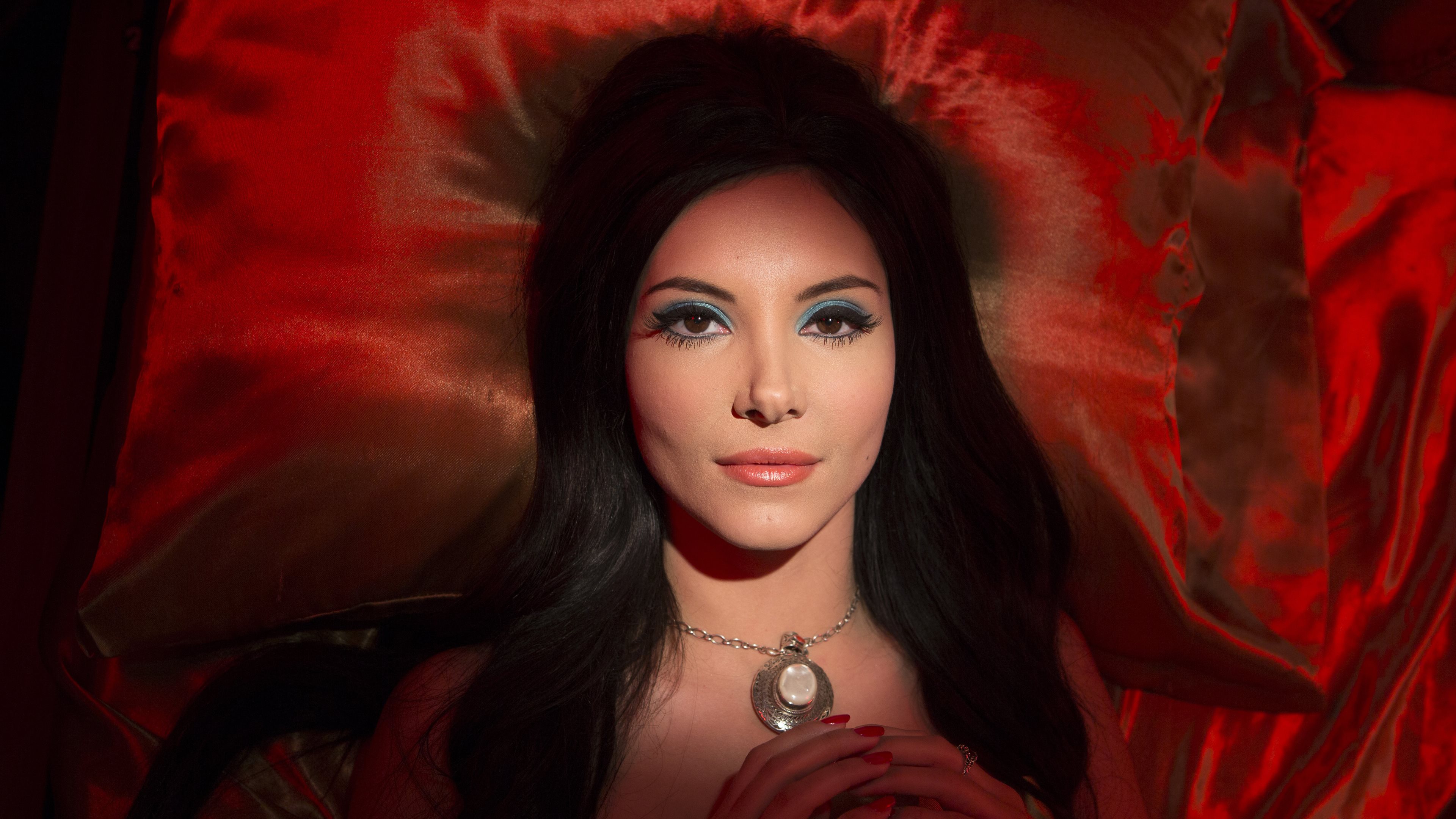 Elaine The Love Witch - HD Wallpaper 