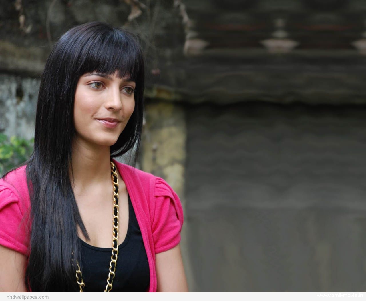 Shruti Haasan New Hair Style Beautiful Photos Free - Girl - 1280x1054  Wallpaper 