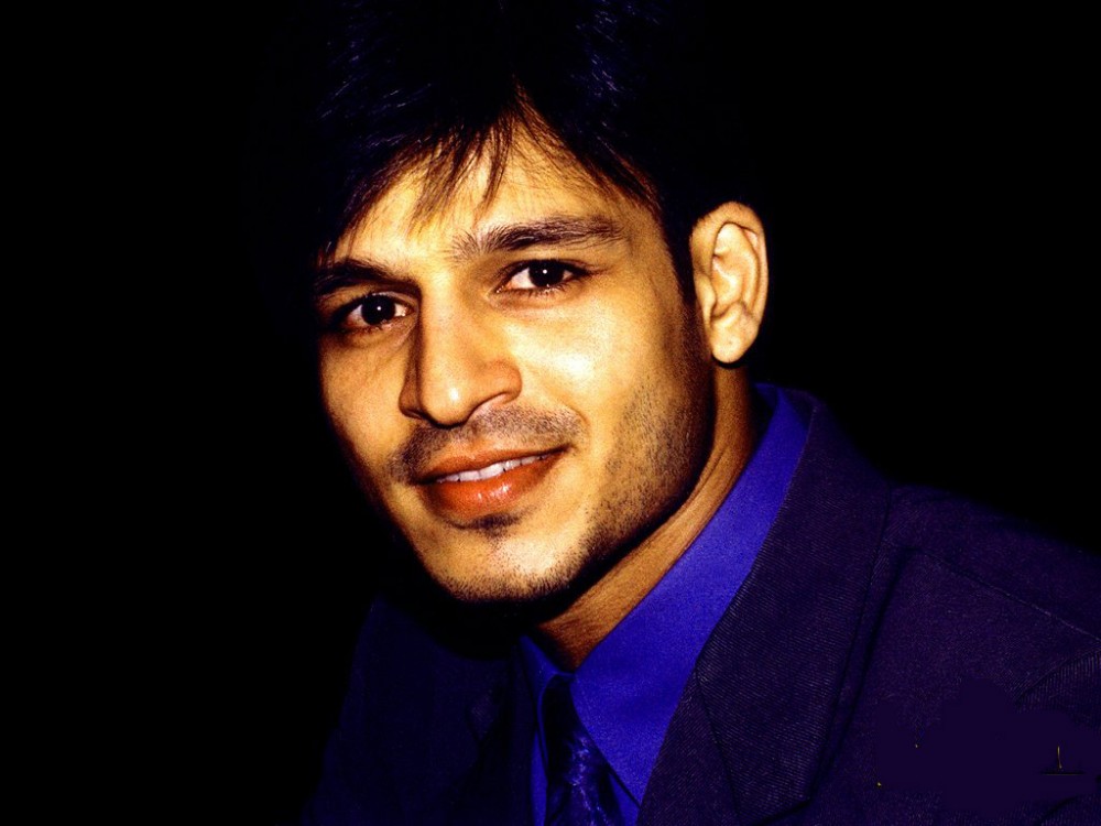 Raina S Joshi Vivek Oberoi 1000x750 Wallpaper Teahub Io