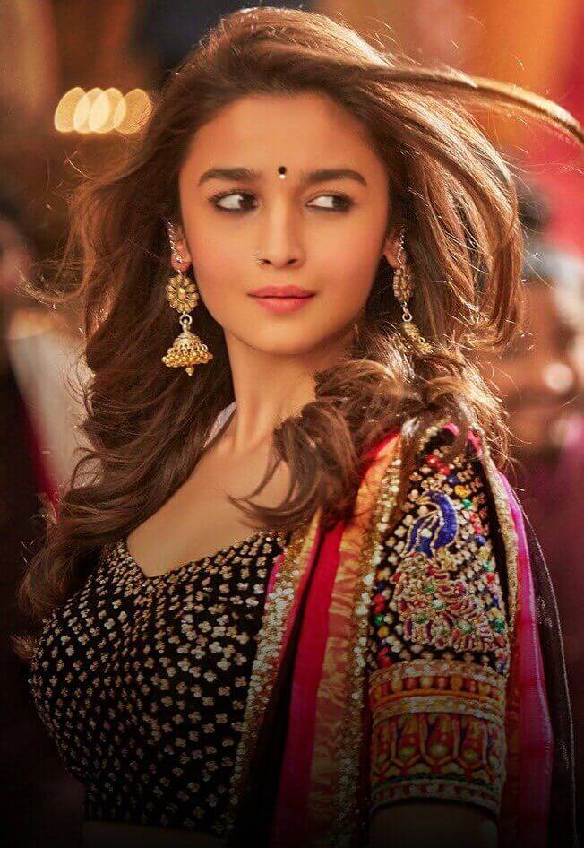 Alia Bhatt Hd Wallpapers Humpty Sharma Ki Dulhania - Alia Bhatt Badrinath Ki Dulhania - 652x946 Wallpaper Alia Bhatt Hd Wallpapers Humpty Sharma Ki Dulhania - Alia Bhatt Badrinath Ki Dulhania - 652x946 Wallpaper