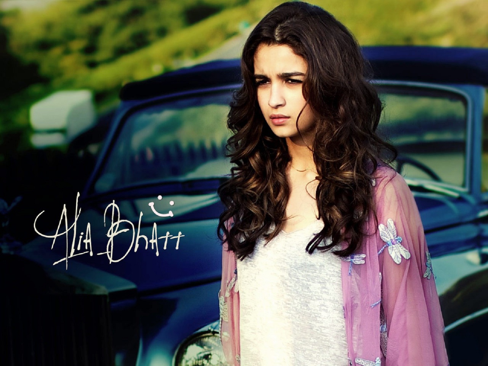 Alia Bhatt Ke Wallpaper Alia Bhatt New Film 1600x1200 Wallpaper