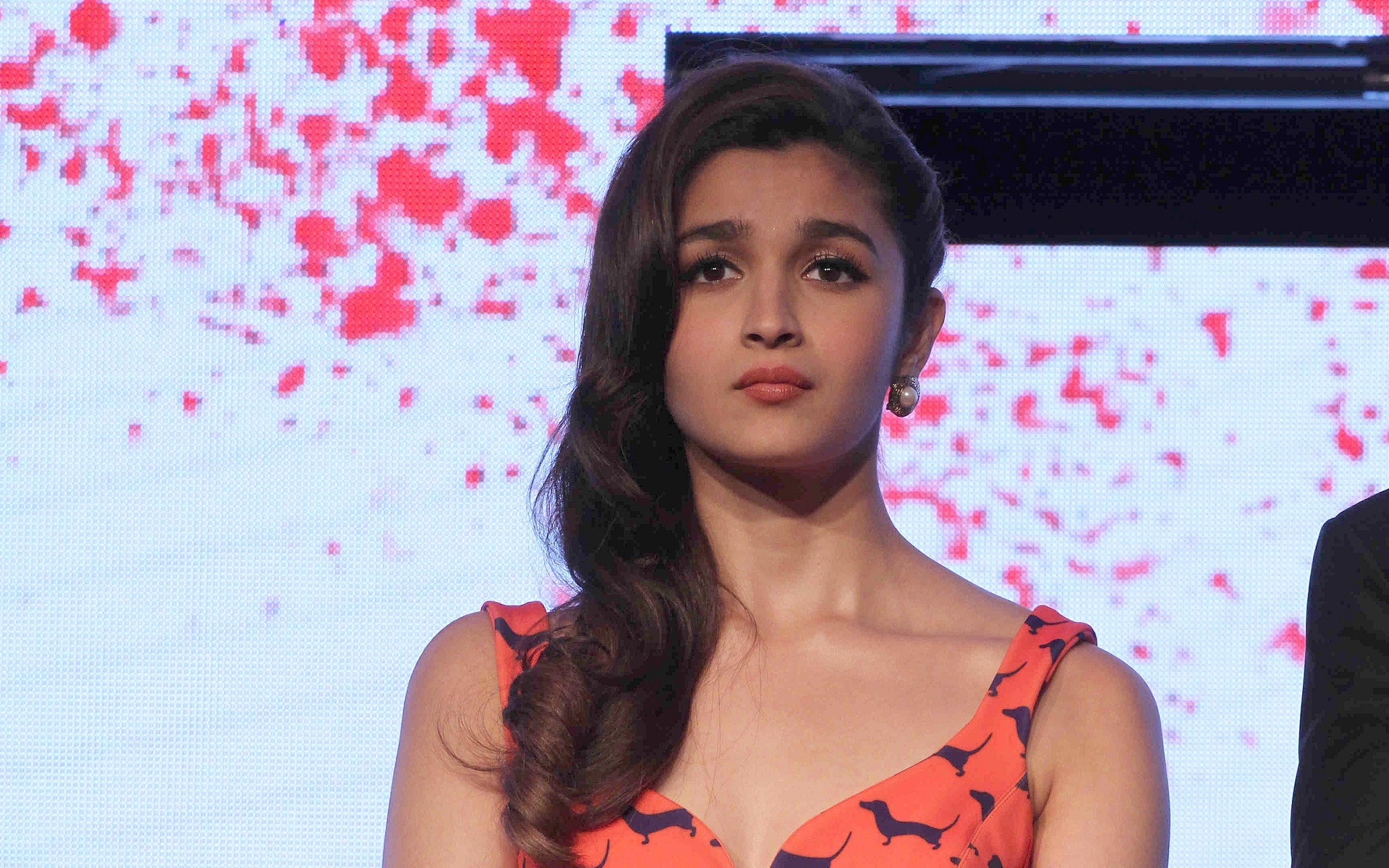 Hot Alia Bhatt Bollywood Sweet Girl Wallpapers And - Sweet Girl Wallpaper Hd - HD Wallpaper 