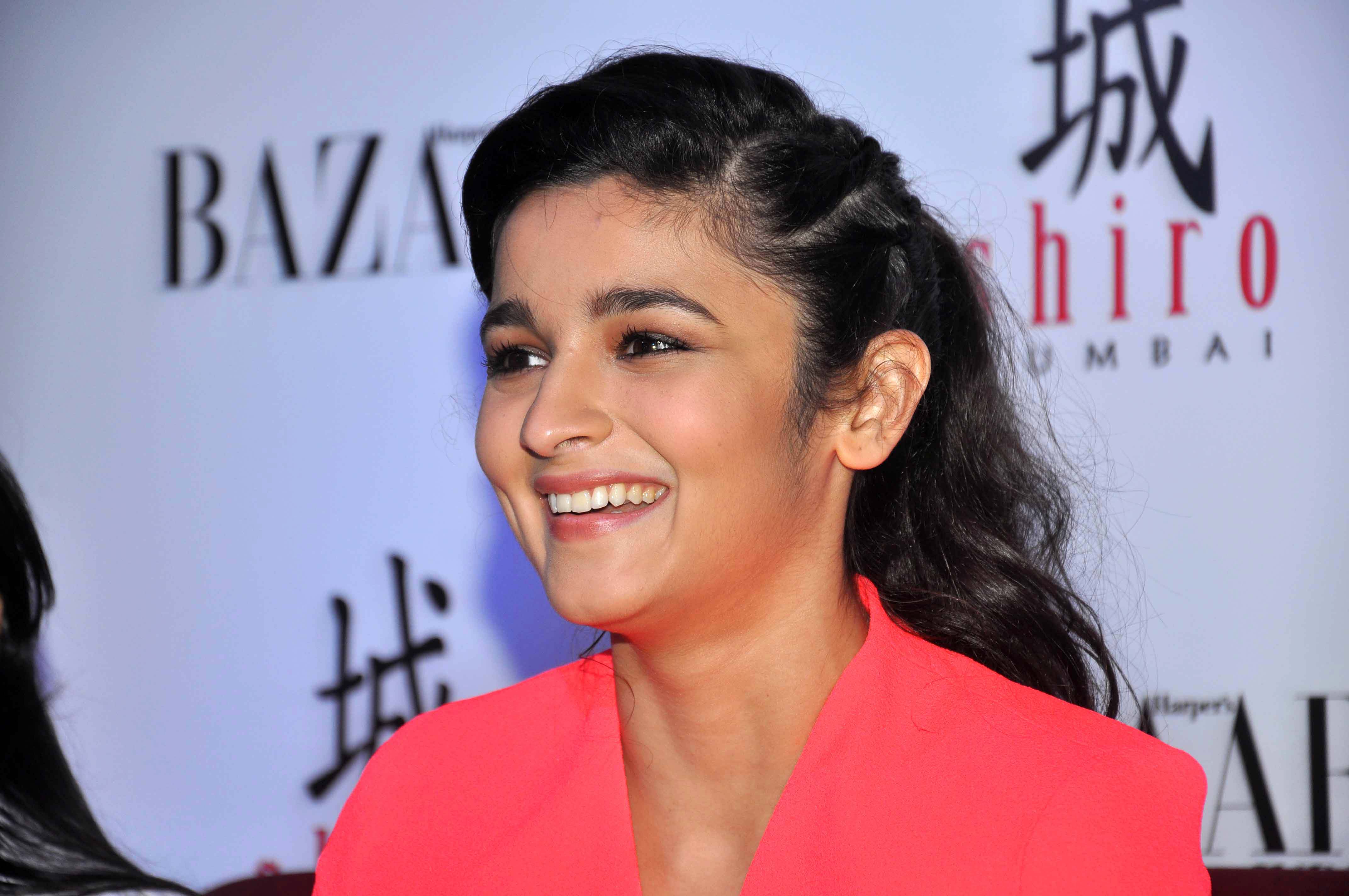 Alia Bhatt Smile - Alia Bhatt Cute 4k - HD Wallpaper 