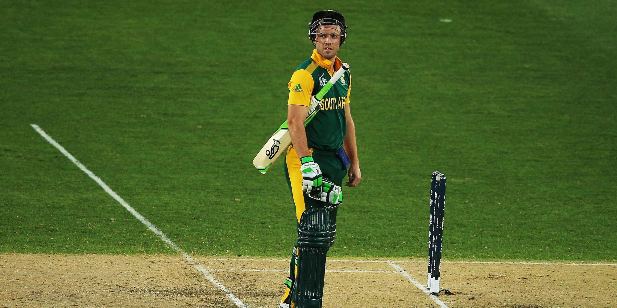 Ab De Villiers During Odi Match Wallpaper - Ab De Villiers Images Hd - HD Wallpaper 