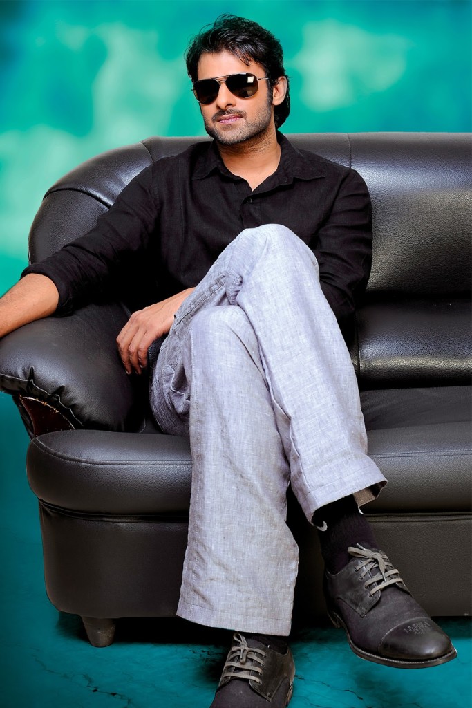 Prabhas Hd Wallpapers - Prabhas Latest Photos Hd - HD Wallpaper 