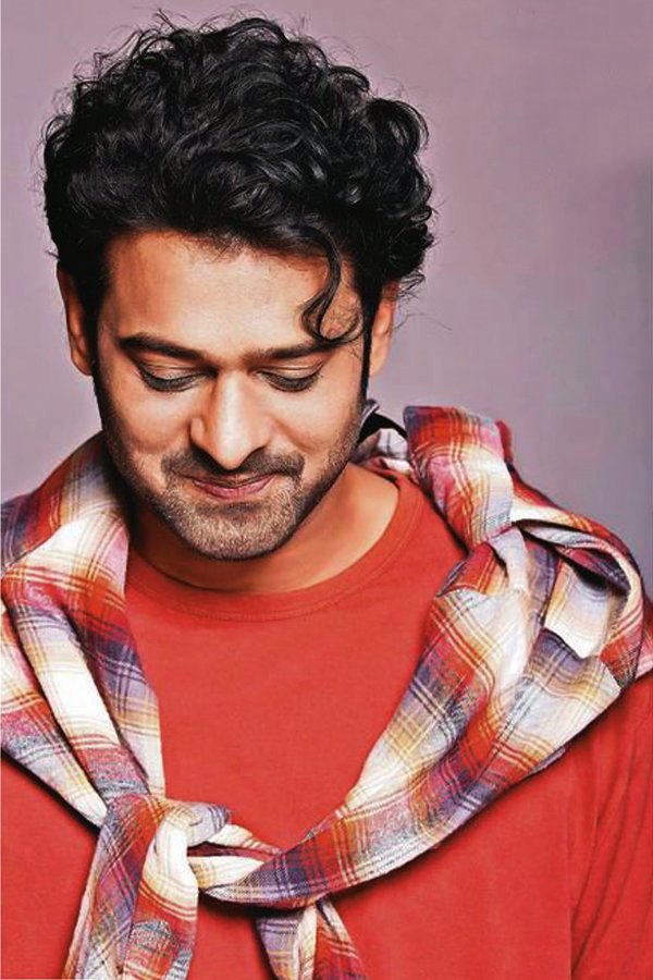 Prabhas Latest Hair Style Images - Curly Hairstyles For Men Indian -  600x900 Wallpaper 